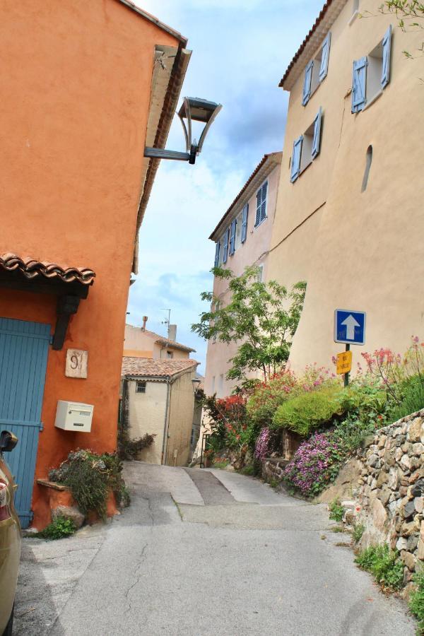 La Garde Studio Atypique Le Rocher, Climatisation, Belle Decoration Εξωτερικό φωτογραφία